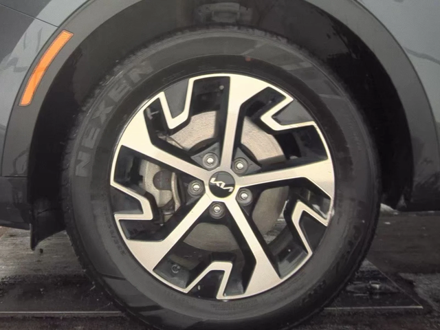 Kia Sportage EX - автомобили, коли, обяви за нови и употребявани 6