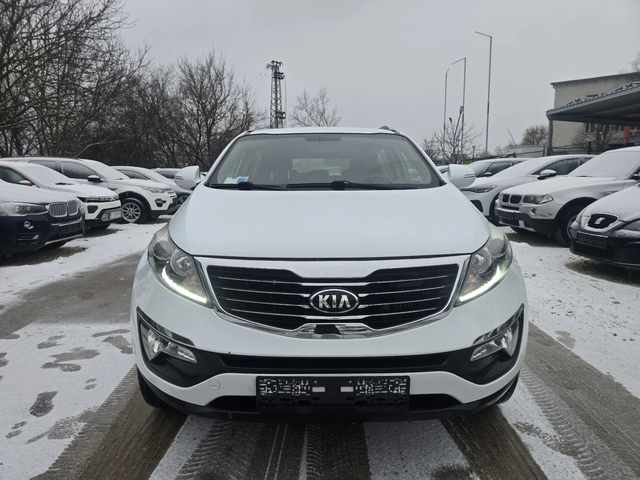 Kia Sportage 1.7crdi 116к.с 2wd - автомобили, коли, обяви за нови и употребявани 4