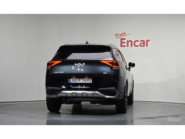 Kia Sportage DIGITAL* ОБДУХВАНЕ* КОЖА* КАМЕРА - автомобили, коли, обяви за нови и употребявани 3