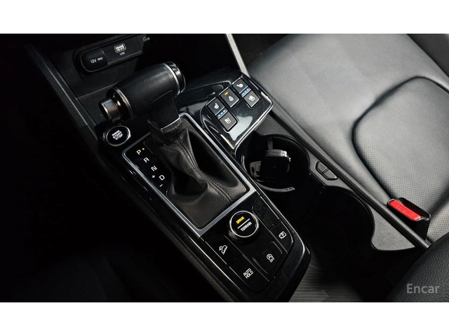 Kia Sportage Prestige AWD* HARMAN KARDON* ПОДГРЕВ* ОБДУХВАНЕ* - автомобили, коли, обяви за нови и употребявани 13