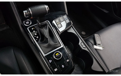 Kia Sportage Prestige AWD* HARMAN KARDON* ПОДГРЕВ* ОБДУХВАНЕ* - автомобили, коли, обяви за нови и употребявани 13