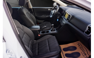 Kia Sportage 1.7CRDI STYLE PACK - автомобили, коли, обяви за нови и употребявани 12