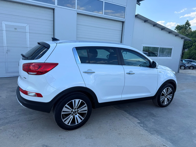 Kia Sportage 2.0crdi * 4x4* Avtom* Led* Koja* UNIKAT* - автомобили, коли, обяви за нови и употребявани 13
