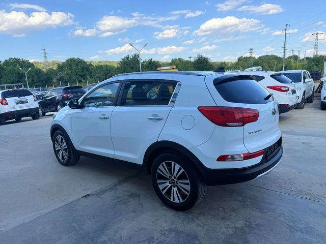 Kia Sportage 2.0crdi * 4x4* Avtom* Led* Koja* UNIKAT* - автомобили, коли, обяви за нови и употребявани 3