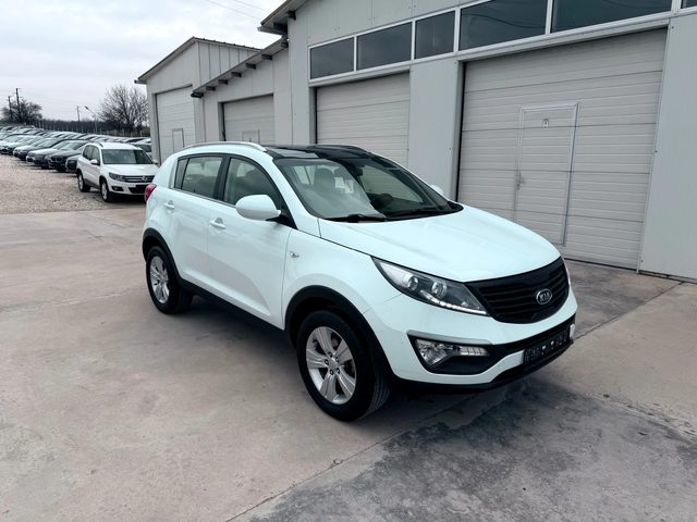 Kia Sportage 2.0i 163k.c* Led* BRC* Panorama* - автомобили, коли, обяви за нови и употребявани 11