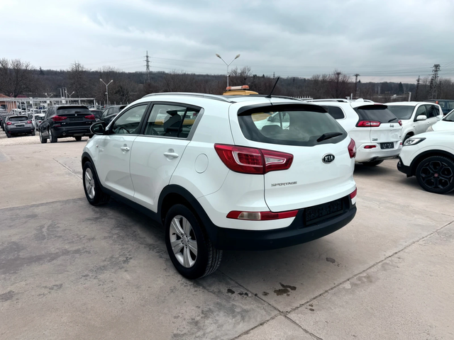 Kia Sportage 2.0i 163k.c* Led* BRC* Panorama* - автомобили, коли, обяви за нови и употребявани 4