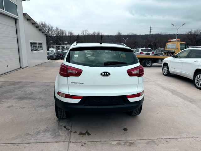 Kia Sportage 2.0i 163k.c* Led* BRC* Panorama* - автомобили, коли, обяви за нови и употребявани 5