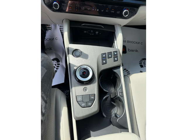 Kia Sportage НАЛИЧЕН* HYBRID* FULL* HEAD-UP* 360 * ОБШИТ САЛОН - автомобили, коли, обяви за нови и употребявани 8