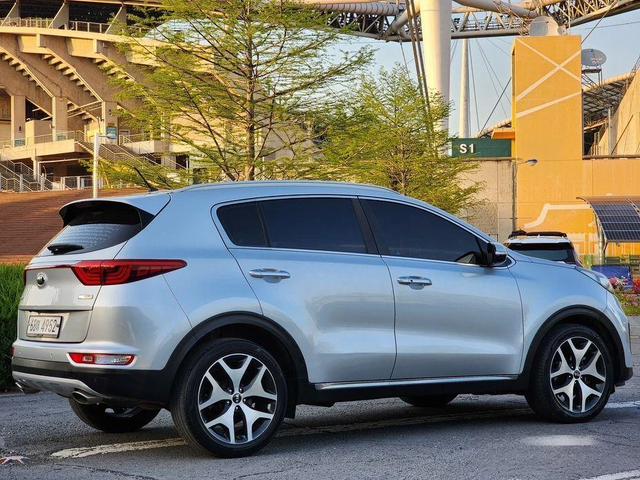 Kia Sportage Diesel 2WD Noblesse  * НАЙ-ДОБРА ЦЕНА В БЪЛГАРИЯ* - автомобили, коли, обяви за нови и употребявани 7