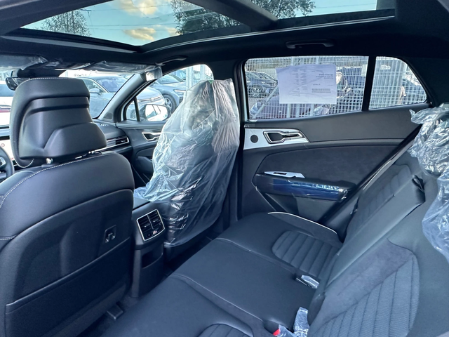 Kia Sportage GT-LINE/HYBRID-230к.с. - автомобили, коли, обяви за нови и употребявани 11