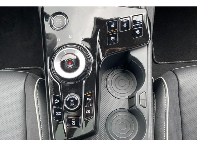 Kia Sportage GT-line/mild Hybrid/4x4 - автомобили, коли, обяви за нови и употребявани 14