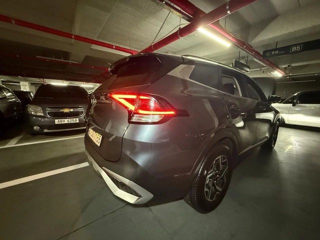 Kia Sportage 2.0 CRDI - OЧАКВАН ВНОС - автомобили, коли, обяви за нови и употребявани 1