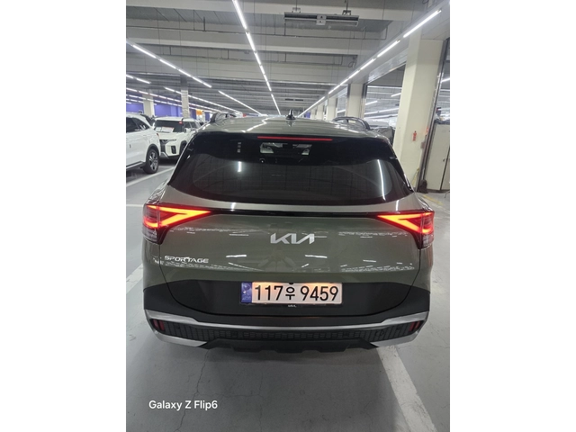 Kia Sportage 2.0 CRDI - OЧАКВАН ВНОС - автомобили, коли, обяви за нови и употребявани 4