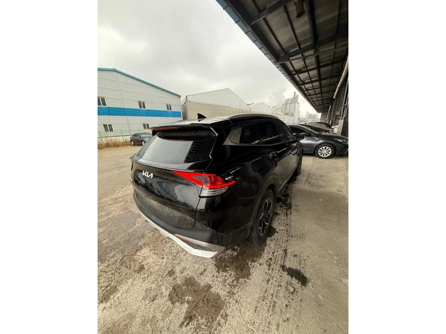 Kia Sportage 2.0 CRDI- OЧАКВАН ВНОС - автомобили, коли, обяви за нови и употребявани 3