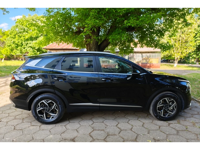 Kia Sportage 2.0 CRDI 4x4 - автомобили, коли, обяви за нови и употребявани 2
