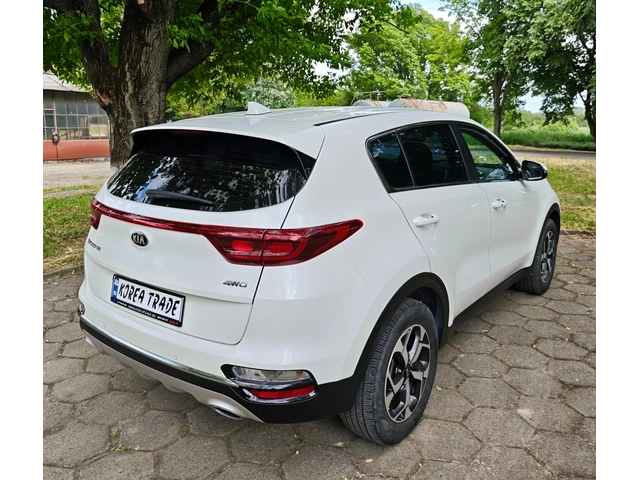 Kia Sportage 1.6 CRDI 4x4 - автомобили, коли, обяви за нови и употребявани 3