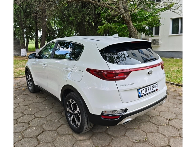 Kia Sportage 1.6 CRDI 4x4 - автомобили, коли, обяви за нови и употребявани 6