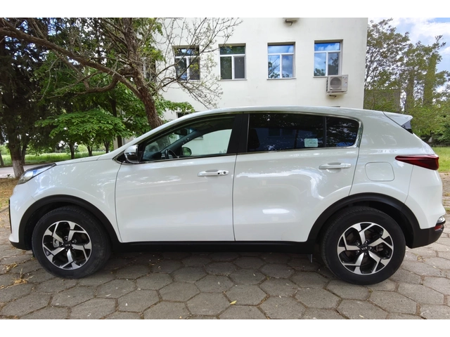 Kia Sportage 1.6 CRDI 4x4 - автомобили, коли, обяви за нови и употребявани 7