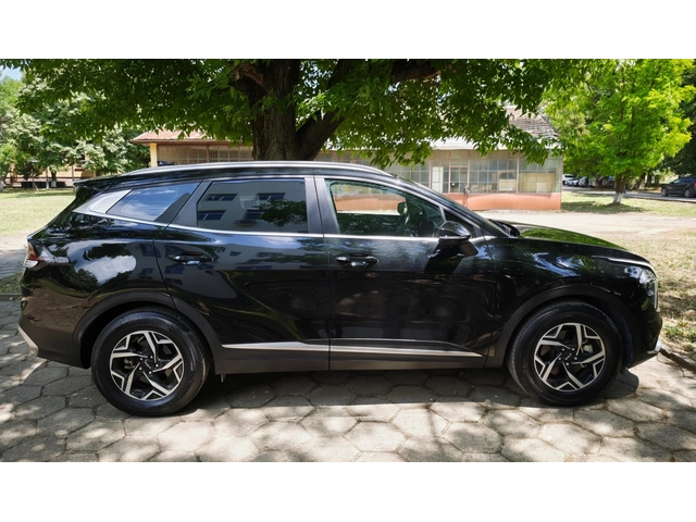 Kia Sportage 2.0 CRDI 4x4 - автомобили, коли, обяви за нови и употребявани 2