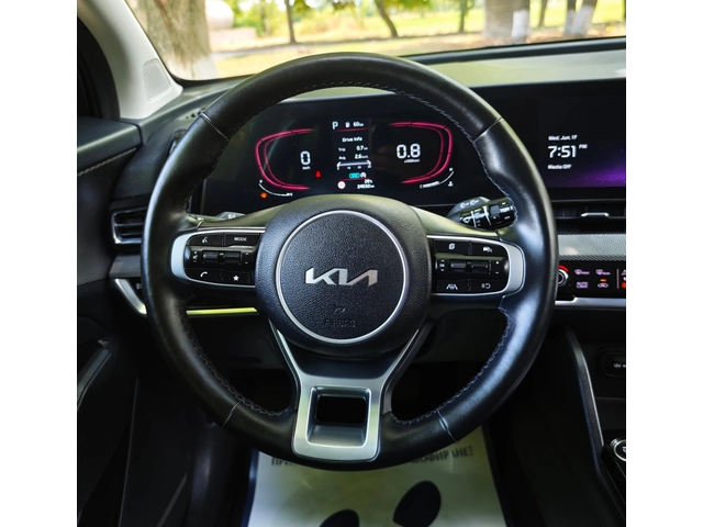 Kia Sportage 2.0 CRDI 4x4 - автомобили, коли, обяви за нови и употребявани 9