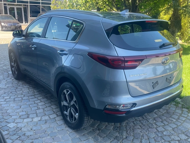 Kia Sportage 1.6crdi 56000km - автомобили, коли, обяви за нови и употребявани 4