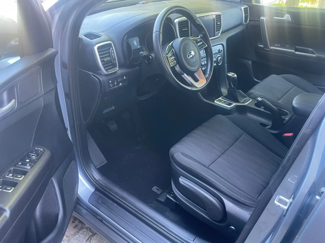 Kia Sportage 1.6crdi 56000km - автомобили, коли, обяви за нови и употребявани 6