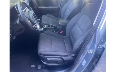 Kia Sportage 1.6crdi 56000km - автомобили, коли, обяви за нови и употребявани 7