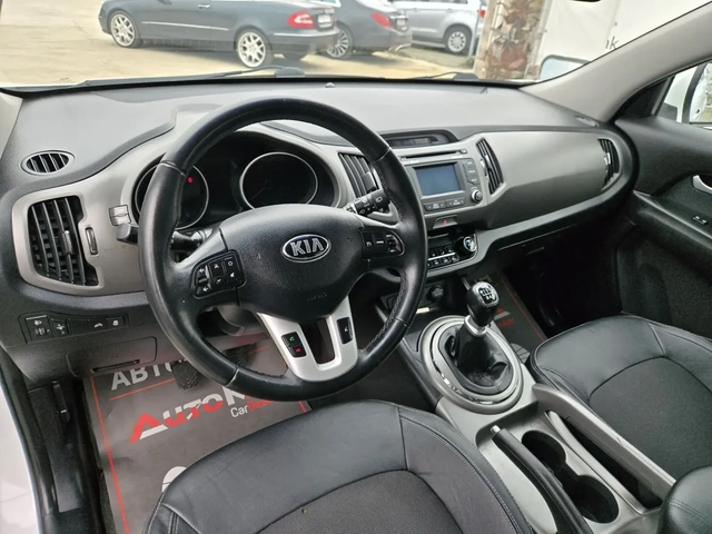 Kia Sportage 1.7CRDI-116кс= 6СКОРОСТИ= КАМЕРА= АВТОПИЛОТ - автомобили, коли, обяви за нови и употребявани 7