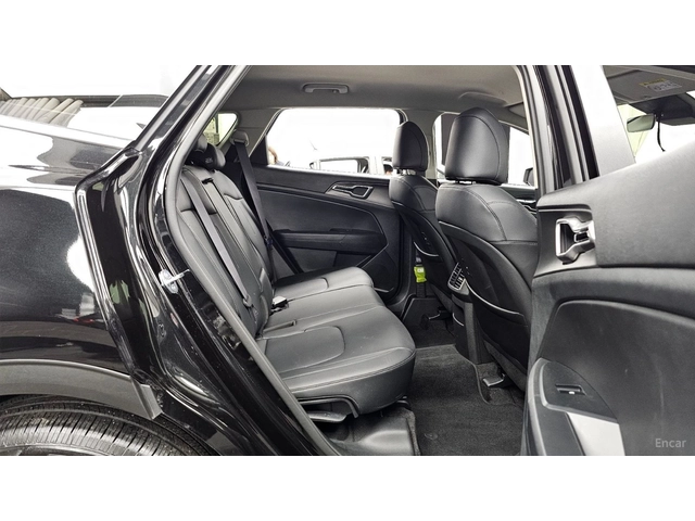 Kia Sportage Prestige* ПОДГРЕВ* ОБДУХВАНЕ* ДИСТРОНИК* КАМЕРА* - автомобили, коли, обяви за нови и употребявани 9