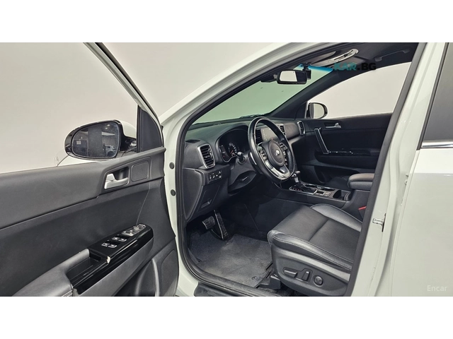 Kia Sportage 4X4* ОБДУХВАНЕ* DISTRONIC* LANE - автомобили, коли, обяви за нови и употребявани 2