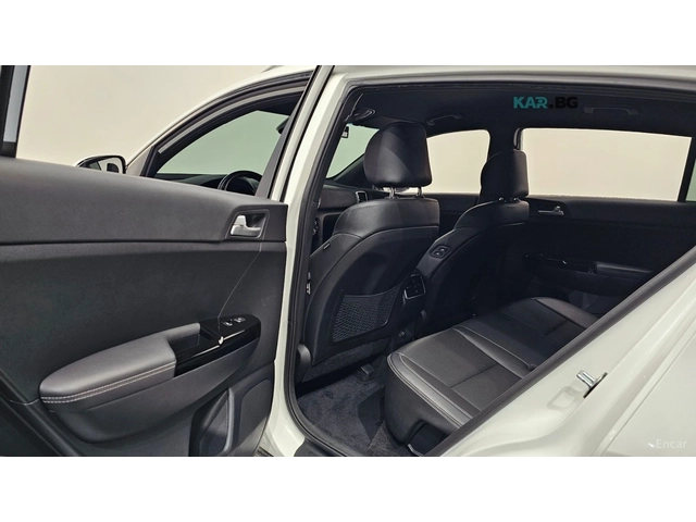 Kia Sportage 4X4* ОБДУХВАНЕ* DISTRONIC* LANE - автомобили, коли, обяви за нови и употребявани 7