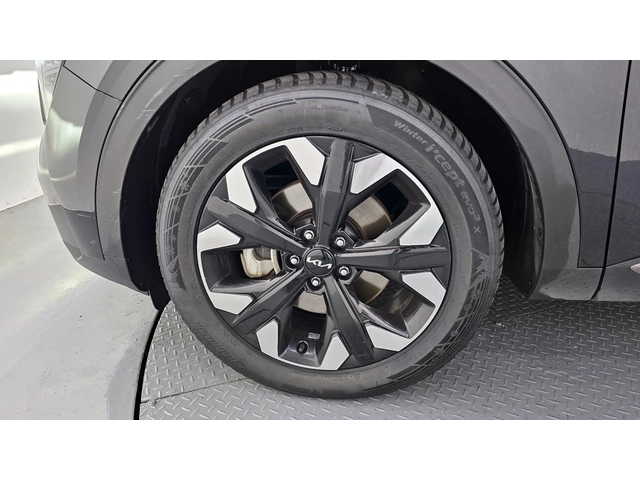 Kia Sportage 2.0 CRDi 4WD Signature Gravity | Adaptive Cruise | - автомобили, коли, обяви за нови и употребявани 16
