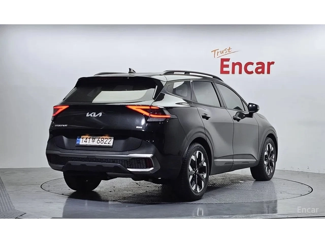 Kia Sportage 2.0 CRDi 4WD Signature Gravity | Adaptive Cruise | - автомобили, коли, обяви за нови и употребявани 1