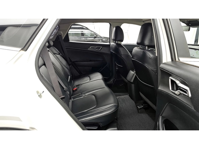 Kia Sportage 2.0 CRDi 4WD Trendy| Навигация| LED Фарове| Cruise - автомобили, коли, обяви за нови и употребявани 13