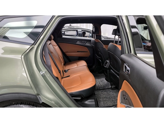 Kia Sportage 2.0 CRDi 4WD Signature Gravity - автомобили, коли, обяви за нови и употребявани 9