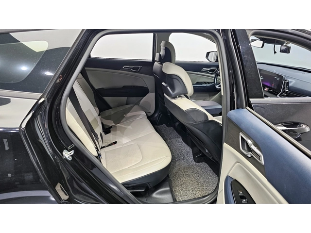 Kia Sportage 2.0 Diesel 4WD Signature Gravity - автомобили, коли, обяви за нови и употребявани 11