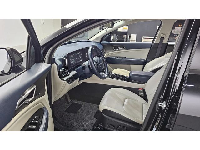 Kia Sportage 2.0 Diesel 4WD Signature Gravity - автомобили, коли, обяви за нови и употребявани 9