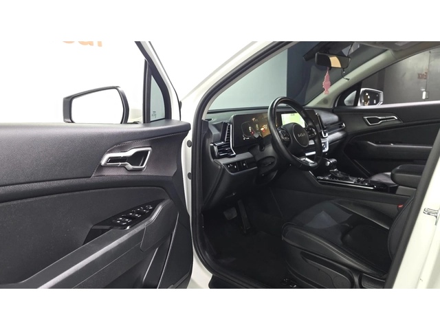 Kia Sportage 2.0 Diesel 4WD Trendy - автомобили, коли, обяви за нови и употребявани 10