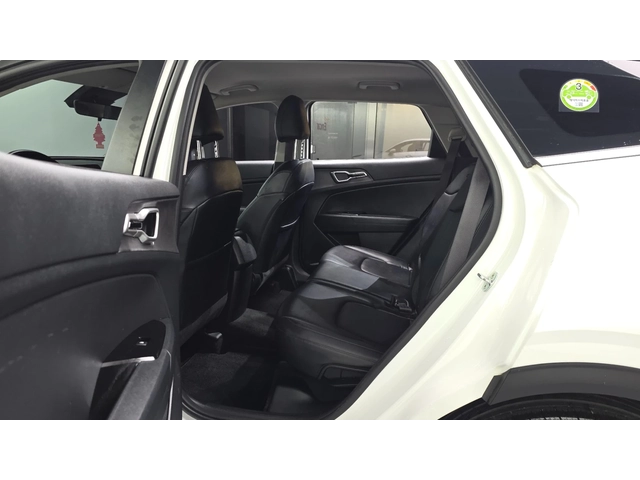 Kia Sportage 2.0 Diesel 4WD Trendy - автомобили, коли, обяви за нови и употребявани 11