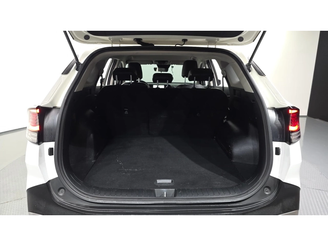 Kia Sportage 2.0 Diesel 4WD Trendy - автомобили, коли, обяви за нови и употребявани 16