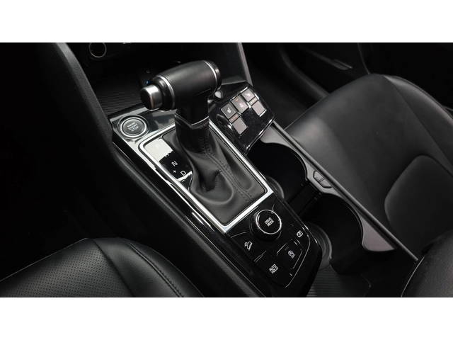 Kia Sportage 2.0 Diesel 2WD Trendy - автомобили, коли, обяви за нови и употребявани 7