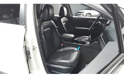 Kia Sportage Prestige - автомобили, коли, обяви за нови и употребявани 9