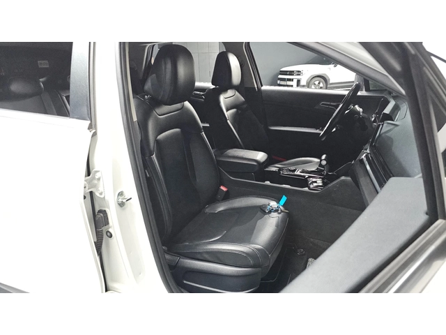 Kia Sportage Prestige - автомобили, коли, обяви за нови и употребявани 9