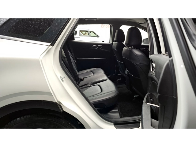 Kia Sportage 1.6 Turbo 2WD Trendy | Адаптивен круиз | Камера | - автомобили, коли, обяви за нови и употребявани 12
