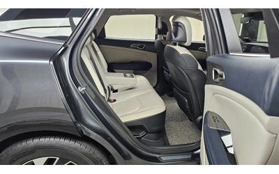 Kia Sportage 1.6 T-GDI Hybrid Signature 4WD - автомобили, коли, обяви за нови и употребявани 9