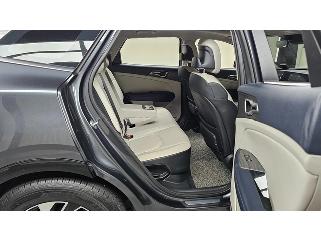 Kia Sportage 1.6 T-GDI Hybrid Signature 4WD - автомобили, коли, обяви за нови и употребявани 9