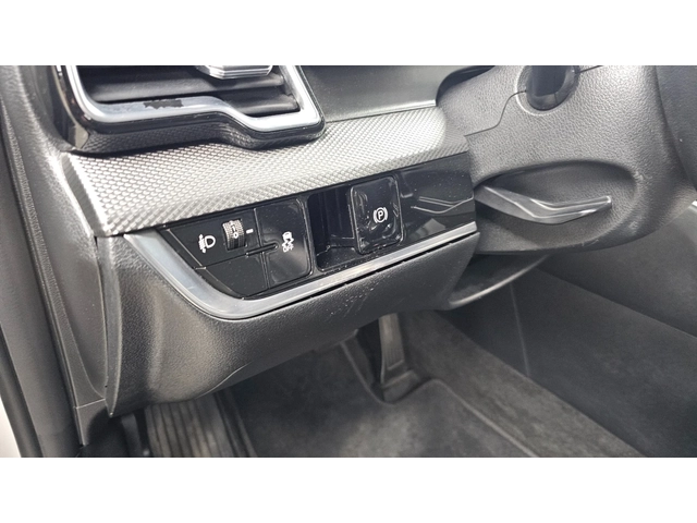 Kia Sportage 1.6 T-GDI Trendy - автомобили, коли, обяви за нови и употребявани 11