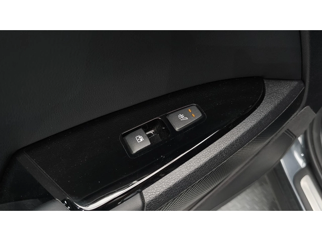 Kia Sportage 4WD | Keyless | Панорама | Обдухване - автомобили, коли, обяви за нови и употребявани 13