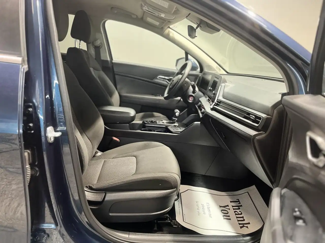 Kia Sportage LX AWD - автомобили, коли, обяви за нови и употребявани 9
