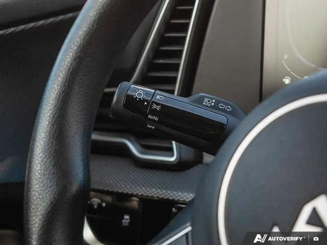 Kia Sportage LX | AWD | Heated Seats | Apple CarPlay | Backup C All Wheel Drive - автомобили, коли, обяви за нови и употребявани 18